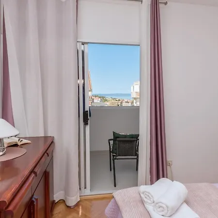 Centar Glavas * Makarska