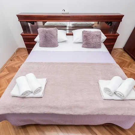 Centar Glavas Apartament Makarska
